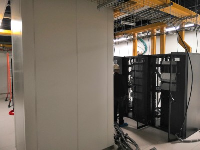 為什么機房里要用精密空調？